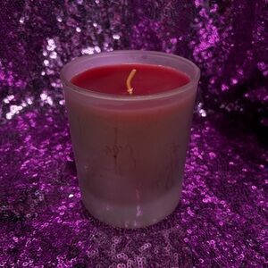 Vintage Victoria's Secret Garden Enchanted Apple Glass Scented Candle 9 oz 40 hr